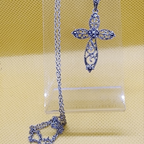 Kohl's Cross Necklace - Picture 2 of 4